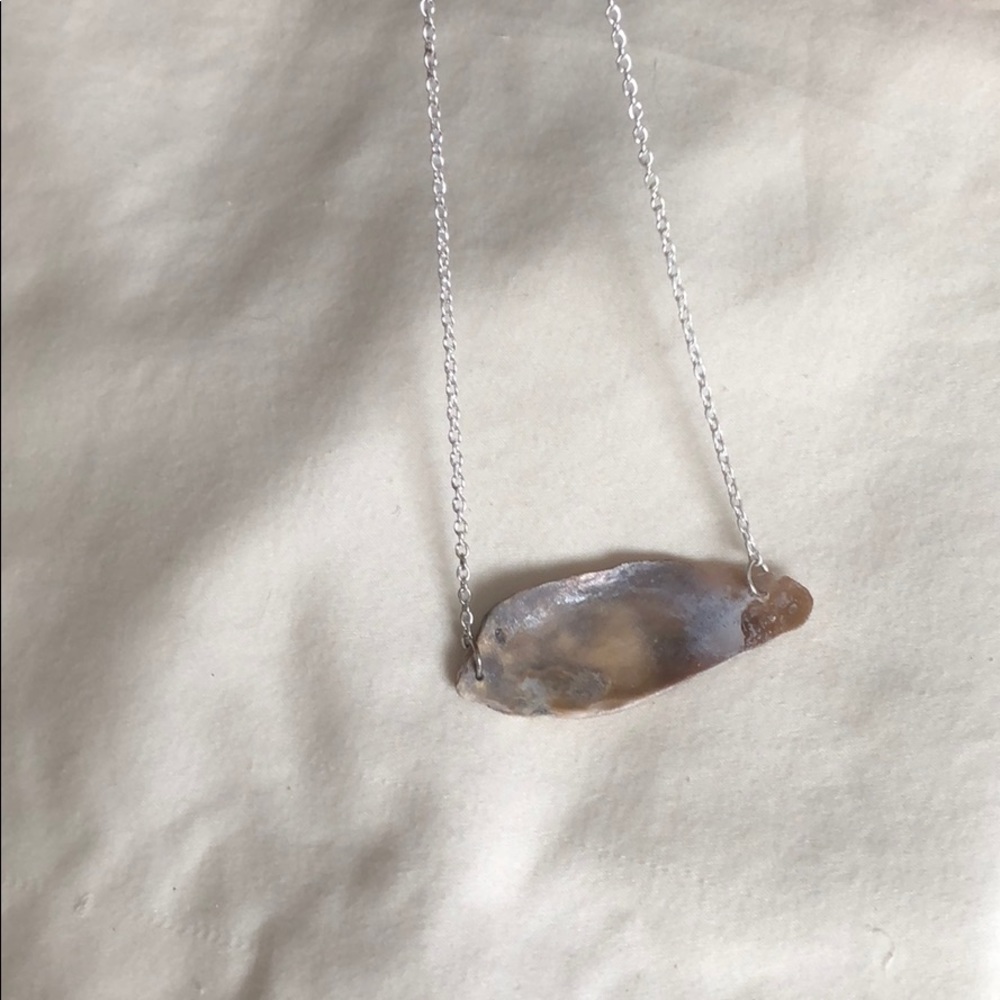 Shell necklace - Picture 3 of 4